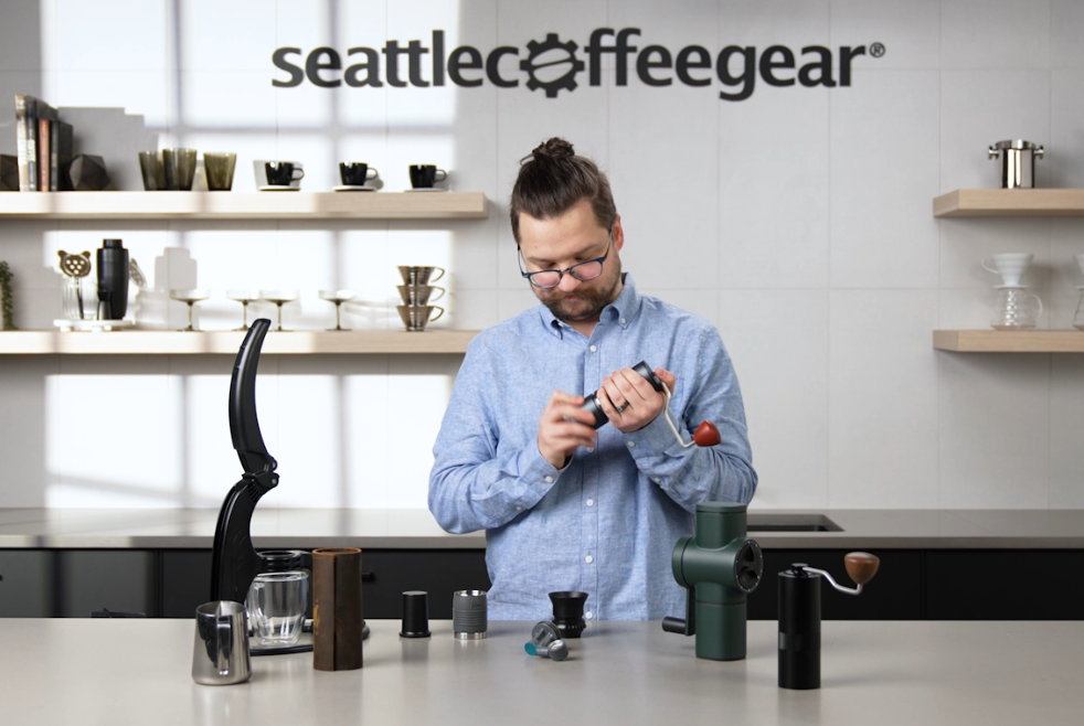 Best Hand Grinders for Coffee and How to Use Them