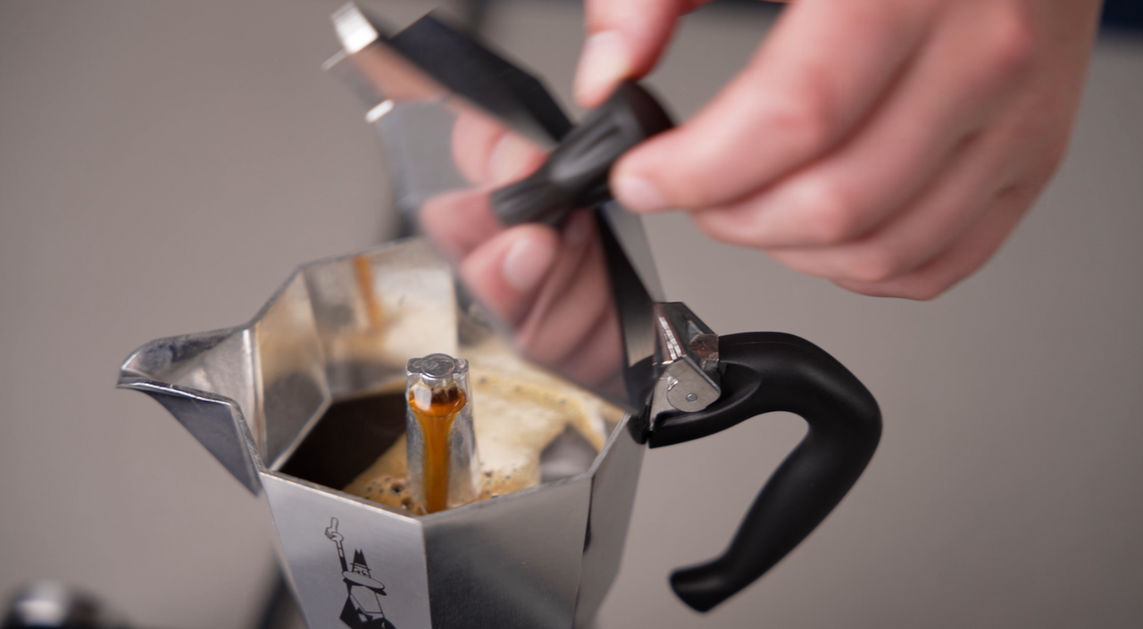 Your Comprehensive Guide to Moka Pot Brewing