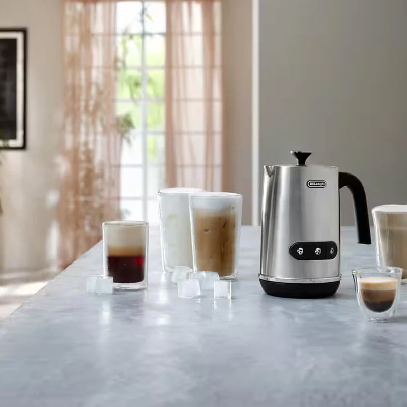 DeLonghi LatteMix Milk Frother